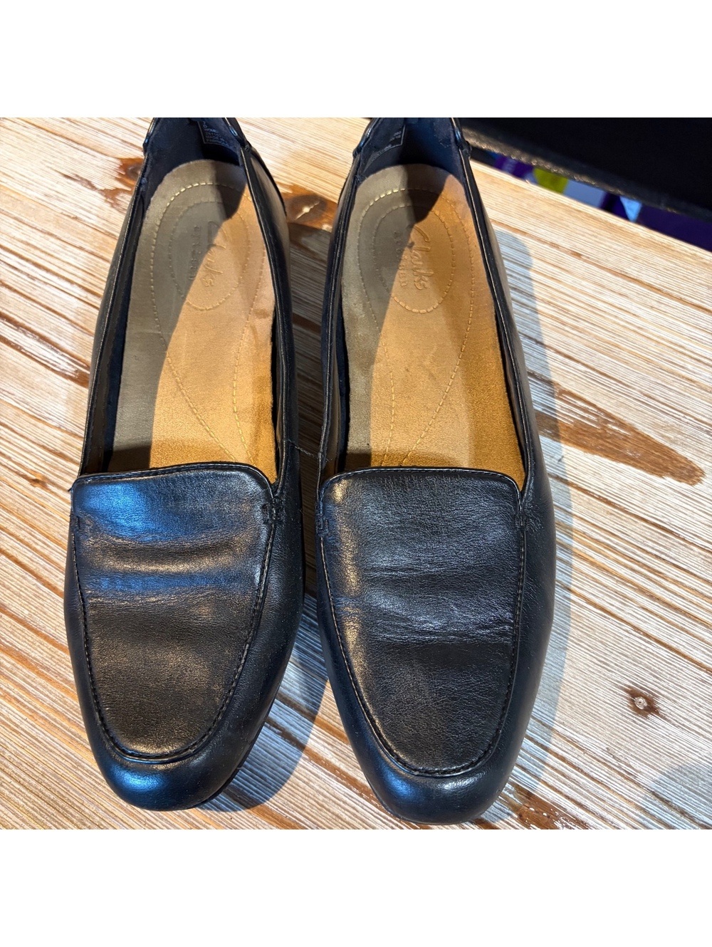 Clarks Artisan Black Leather Loafers Women's Size 9.5